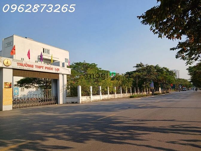 Hình ảnh Bán đất phúc lợi -long biên. dt 54m,mt 4m,ô tô 7 chỗ vào nhà, gần