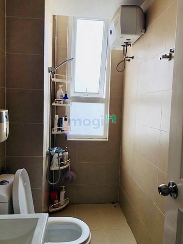 Hình ảnh Cho Thuê Căn Hộ 2PN 2WC căn góc nhà đẹp tại cc FLORITA