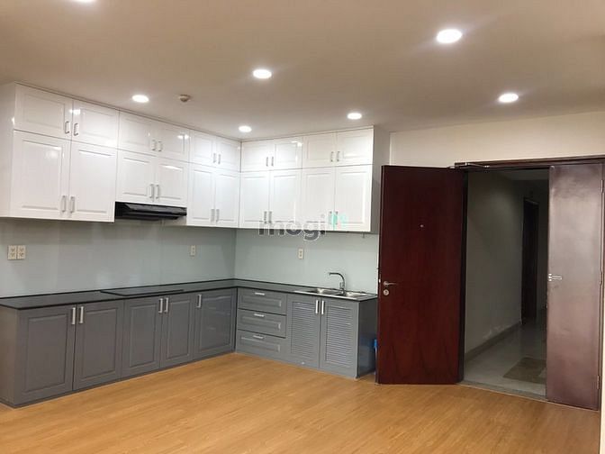 Hình ảnh Bán CH Thuận Việt 90m2, 3pn, 2wc, căn góc, ĐN, SH. Giá thật: 3.75 tỷ