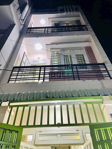 Hình ảnh Bán nhà đúc 3 tầng quận 5 Học Lạc