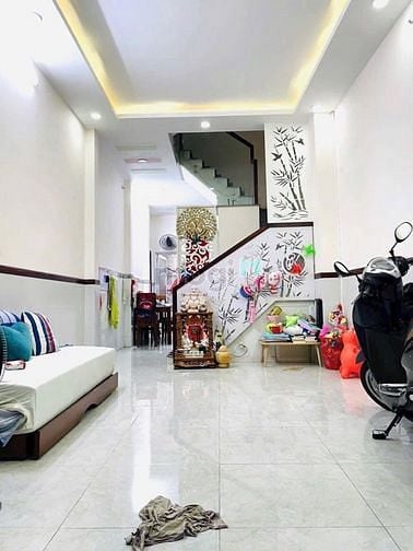 Hình ảnh Bán nhà đúc 3 tầng quận 5 Học Lạc