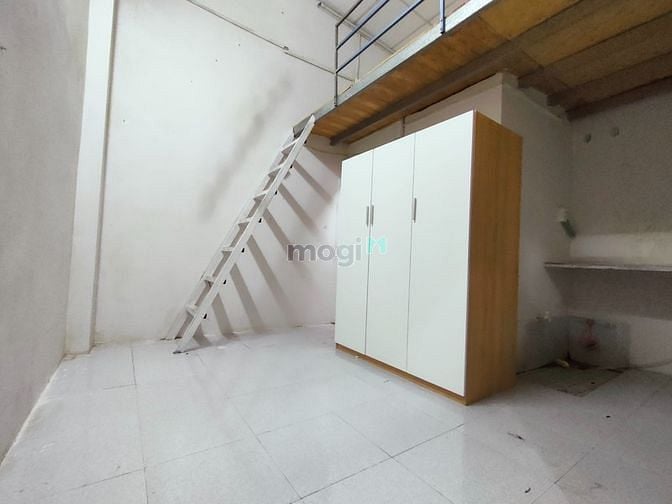 Hình ảnh Phòng Có Gác Trống Sẵn Gần ĐH Công Thương