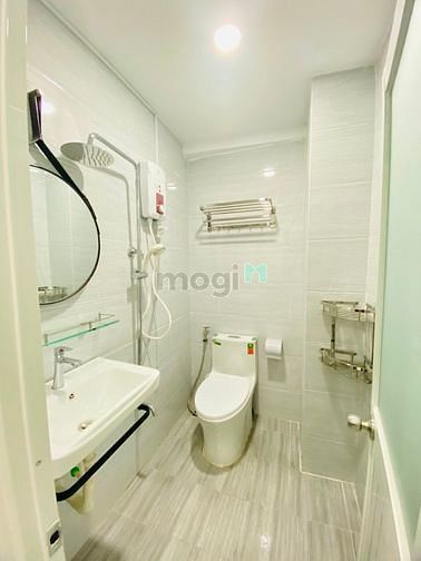 Hình ảnh Cho thuê phòng Quận 4 sát Quận 1 ngay cầu Khánh Hội