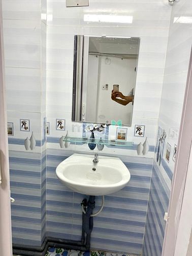 Hình ảnh Studio ban công lớn-cửa sổ trời thoáng mát,full nội thất- Gần Đầm sen