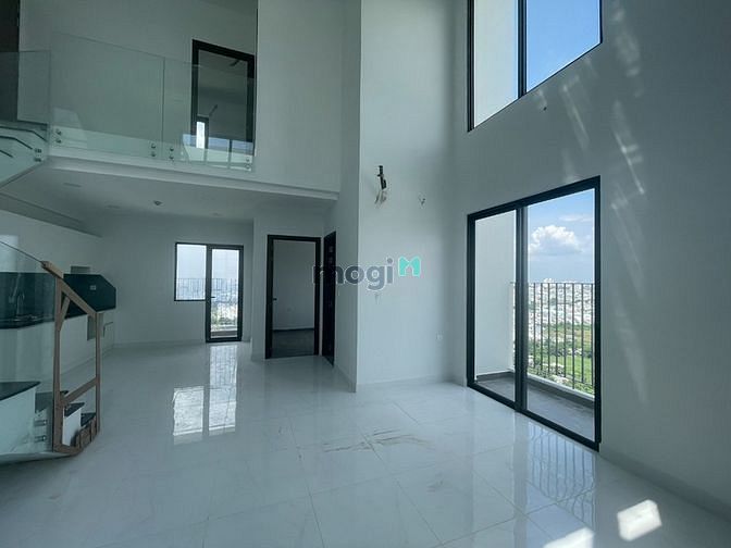 Hình ảnh Cho Thuê Duplex 84m2 (2PN) tại CC Pegasuite 2 Q.8 - Nhà Có Rèm Cửa