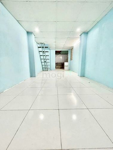 Hình ảnh Cho thuê nhà ở gần Vincom đường Phạm Văn Thuận