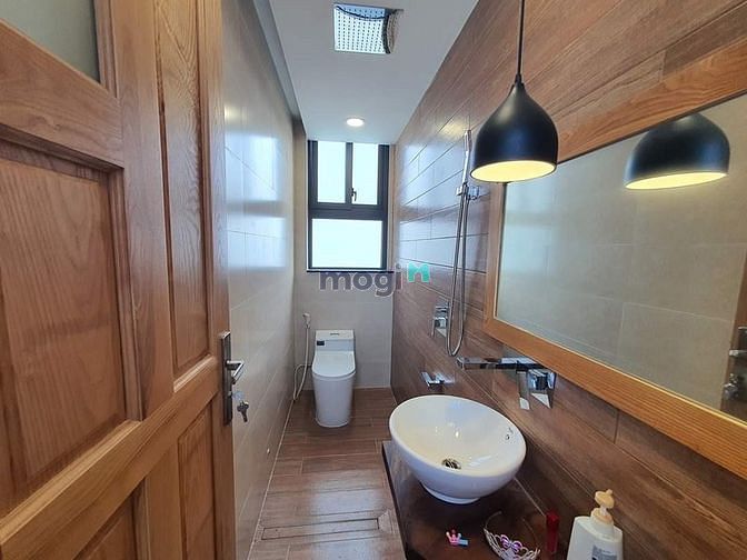 Hình ảnh Cho thuê penhouse rộng 125m2 2pn nhà đẹp