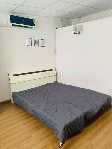Hình ảnh CHDV Giải Phóng Tân Bình có ban công tách bếp chỉ 4 triệu 5