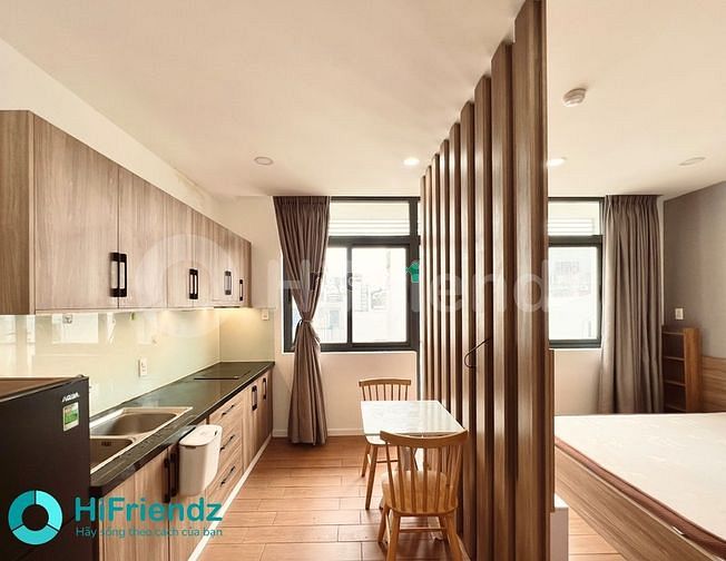 Hình ảnh Studio_BAN CÔNG_Full nội thất gỗ cao cấp_45m2_chợ Tân Định_Hồ con rùa