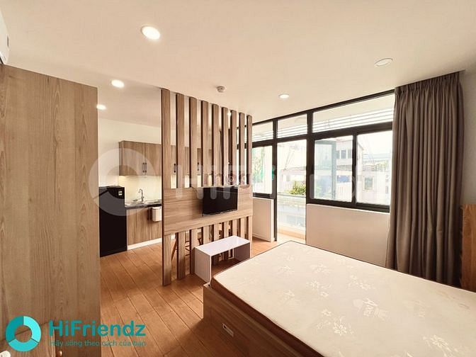 Hình ảnh Studio_BAN CÔNG_Full nội thất gỗ cao cấp_45m2_chợ Tân Định_Hồ con rùa