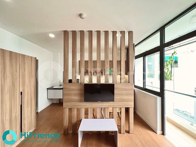 Hình ảnh Studio_BAN CÔNG_Full nội thất gỗ cao cấp_45m2_chợ Tân Định_Hồ con rùa