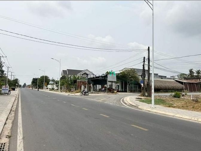 Hình ảnh Kẹt tiền bán đất Gò Dầu,Tây Ninh siêu rẻ chỉ 325tr hết đất, SHR