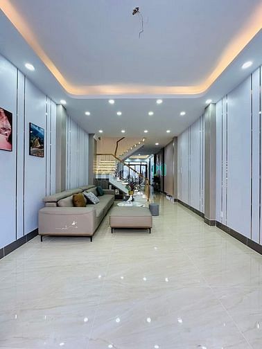 Hình ảnh Bán nhà mới 100% nội bộ khu tên lửa