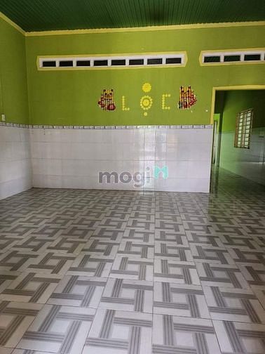 Hình ảnh Nhà phường 4, gần quán chay Tri Ân ngang 8m dài 20 vuông vức đẹp SHR