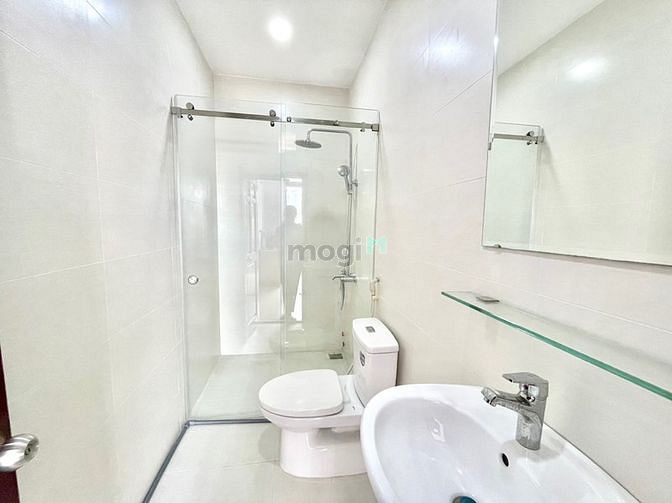 Hình ảnh Phòng bancol 30m2 full nội thất ngay Phan Huy Ích