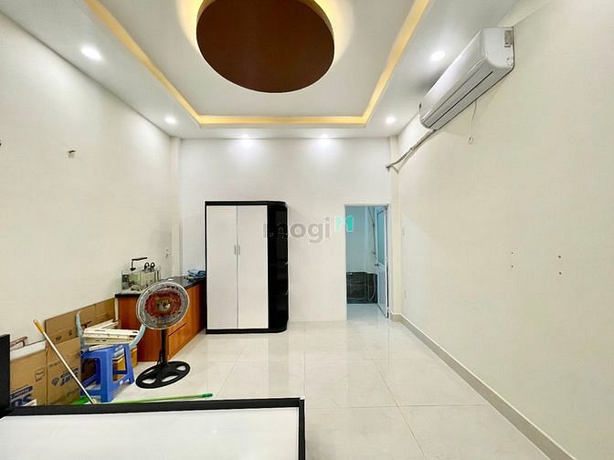 Hình ảnh Phòng tách bếp full nội thất y hình ngay Quận 6- Quận 5- Bình Tân
