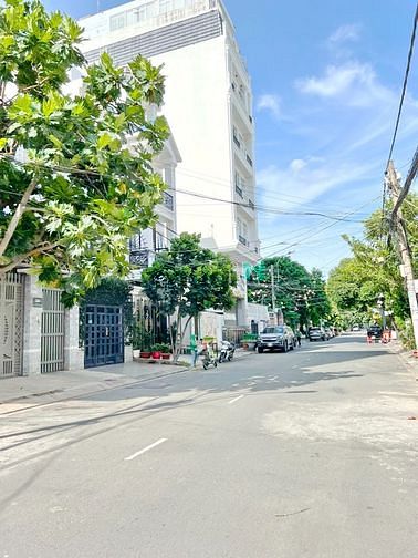Hình ảnh Bán lô đất nền biệt thự 8x28mặt tiền Đường Số 3 Tân Kiểng Q7 giá 31 tỷ