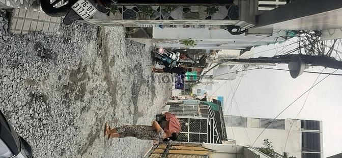 Hình ảnh Cho thuê nhà hẻm xe hơi hướng đông bắc mát mẻ