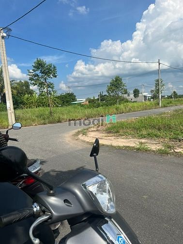 Hình ảnh Đất ngay chợ Cần Đước giá 1.1 tỉ không phát sinh thêm