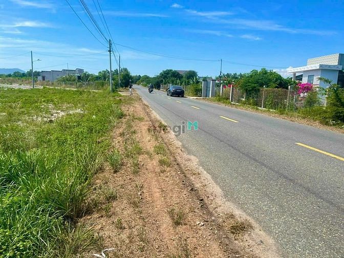 Hình ảnh Bán lô đất 260m2, ngang 10m. Cách biển Hồ Tràm 10', liền kề KCN Đất Đỏ