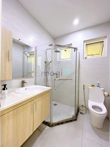 Hình ảnh BÁN NHÀ ĐƯỜNG XE HƠI Bến Vân Đồn P 9 Q4