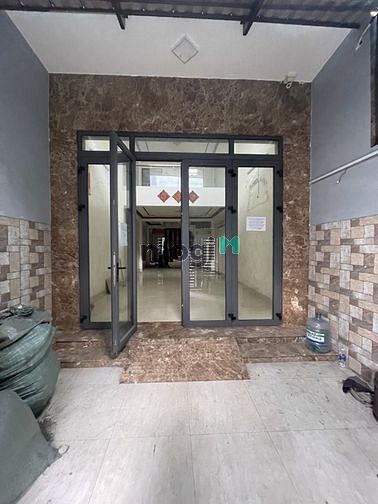 Hình ảnh Bán Gấp Căn Nhà 4 Tầng, 84m2, Hẻm Xe Hơi, Ngay Nguyễn Sơn ,Tân Phú.