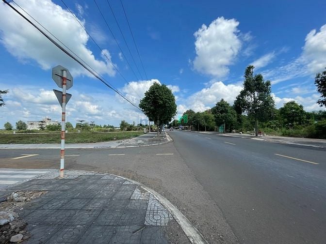 Hình ảnh Bán 86m2 đất cách trung tâm thị trấn Đất Đỏ 3km, khu hành chính Đất Đỏ