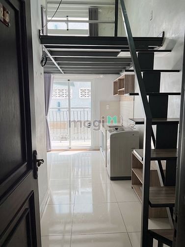 Hình ảnh Duplex Full NT - ban công cửa sổ - Gần đh NTT_Luật- tiện qua Q1