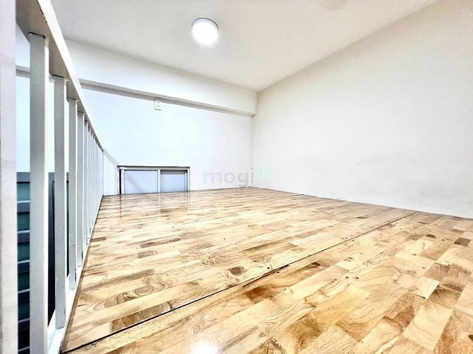 Hình ảnh Gác lửng gần Âu Cơ, 5p đi đh Văn Hiến
