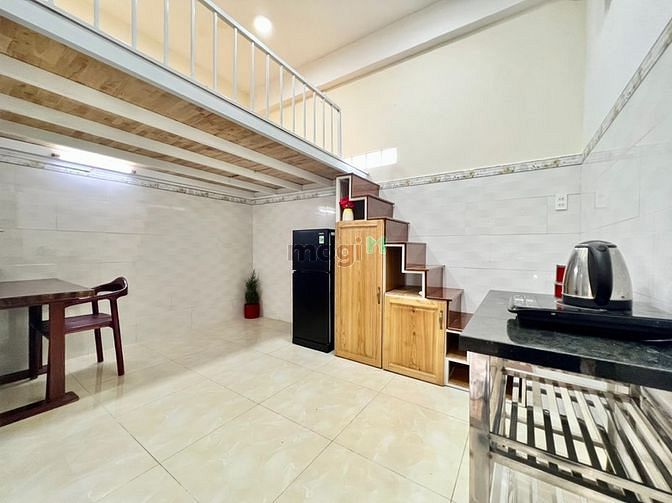 Hình ảnh Gác lửng gần Âu Cơ, 5p đi đh Văn Hiến