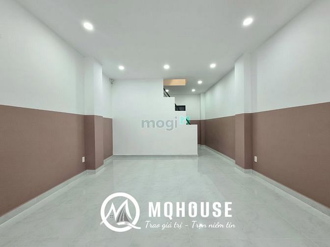 Hình ảnh Nhà Nguyên Căn 2PN - 2WC 80m2 Gần Vạn Hạnh Mall Quận 10