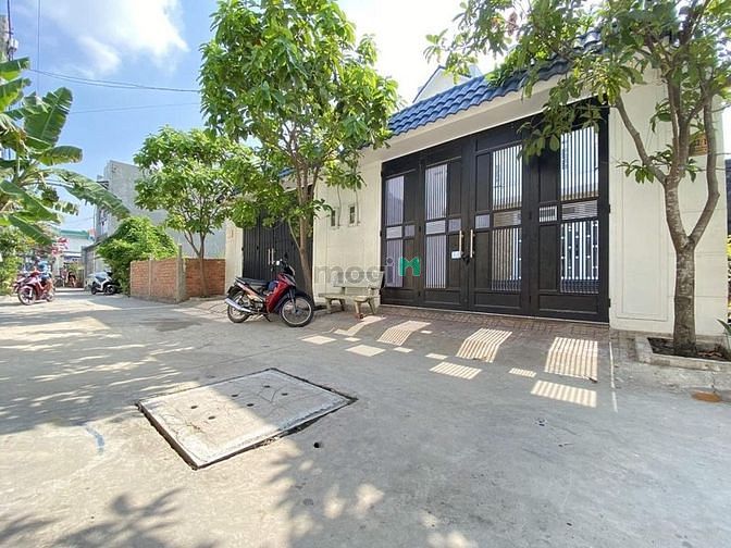 Hình ảnh Nhà phố siêu đẹp Khu Dân cư Đông Đúc.