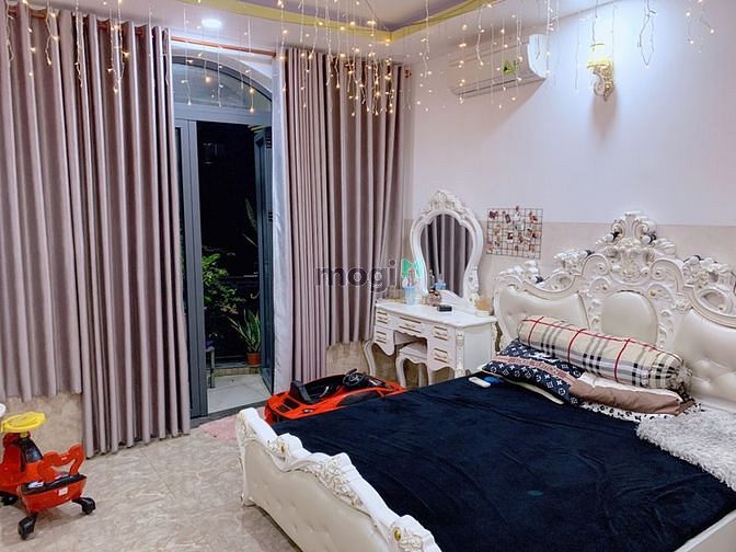 Hình ảnh Thiết Kế Tân Cổ Điển 4 Tầng Giá 7Tỷ5 THỦ ĐỨC