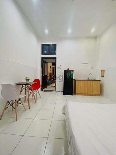 Hình ảnh CHO THUÊ CĂN Quận 10. Full NT, đối diện nhà hát Hoà Bình