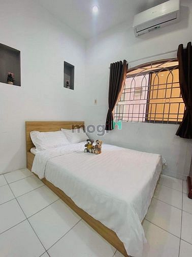 Hình ảnh CHO THUÊ CĂN Quận 10. Full NT, đối diện nhà hát Hoà Bình