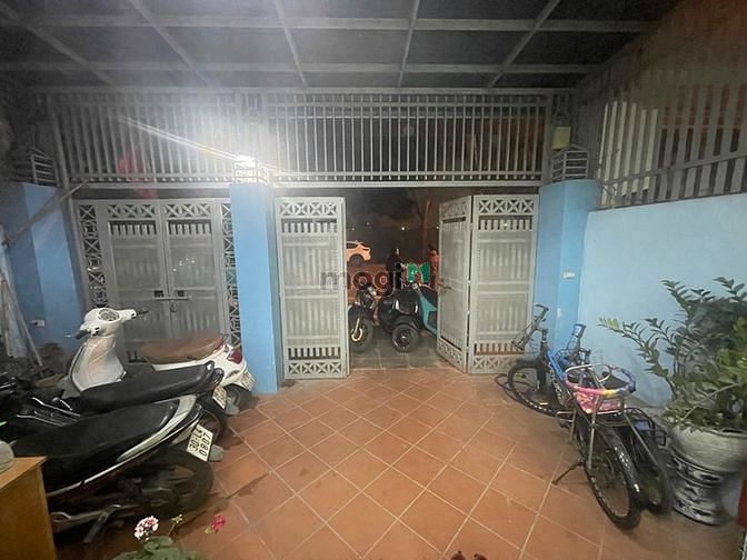 Hình ảnh Bán nhà mặt phố Việt Hưng, Long Biên