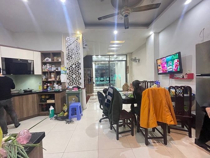 Hình ảnh Bán nhà mặt phố Việt Hưng, Long Biên