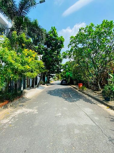 Hình ảnh Em Nhi bán đất KDC Sông Giồng và Văn Minh Quận 2 giá 156 triệu/m2 ạ