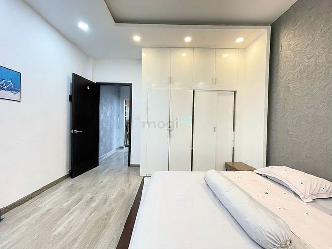 Hình ảnh Cho thuê Trang Chủ MB66.COM / Đăng Ký Tặng 66K sang trọng, mới toanh, thang máy Bùi Viện Quận 1