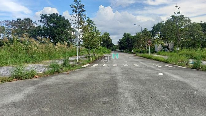 Hình ảnh Bán đất ngang 8 .đại học mở  đường tam.đa .P trường thạnh .Tp thủ đức