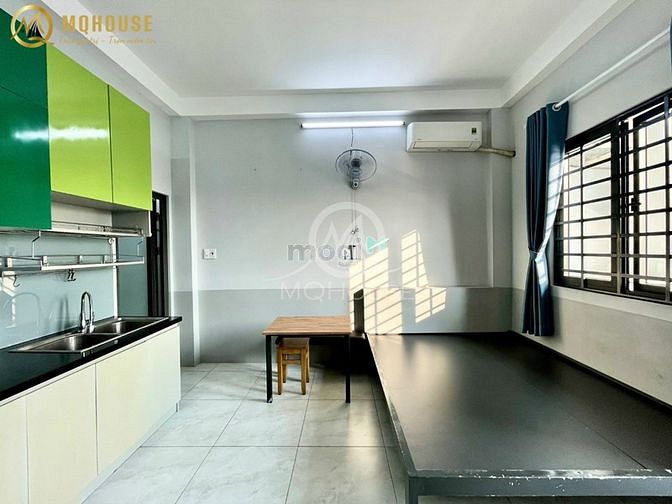 Hình ảnh Studio Ban công Full nội thất, máy giặt riêng, miễn phí dịch vụ phòng