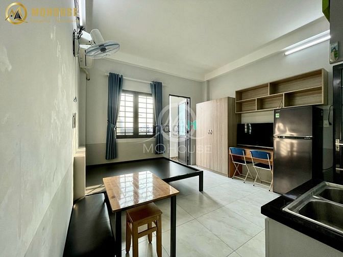 Hình ảnh Studio Ban công Full nội thất, máy giặt riêng, miễn phí dịch vụ phòng
