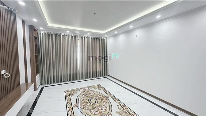 Hình ảnh +SIÊU PHẨM -PHÂN LÔ-GA RA Ô TÔ -thang máy xịn-giếng trời-cực hiếm.