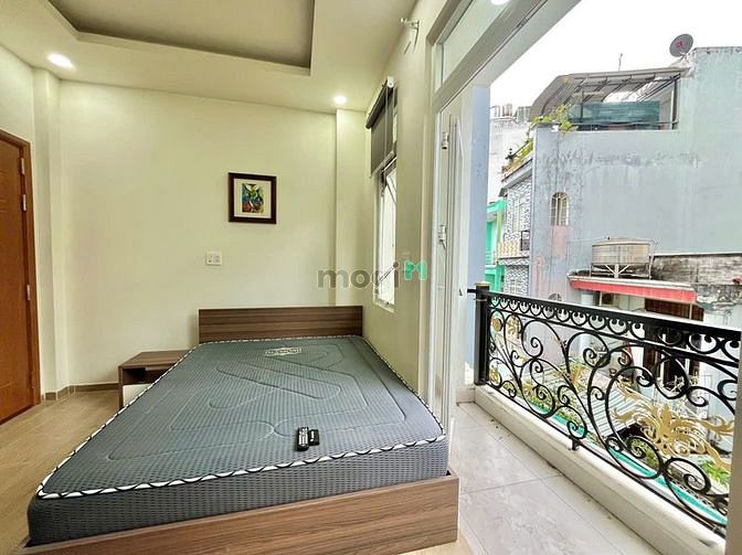 Hình ảnh CHDV ntcb có ban công cửa sổ khu sân bay Quận Tân Bình
