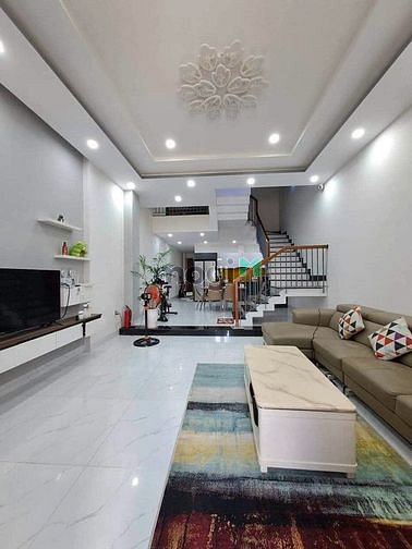 Hình ảnh Cho thuê nhà 4 tầng mặt tiền gần Hồ Nghinh gồm 6PN ( gần biển Phạm Văn