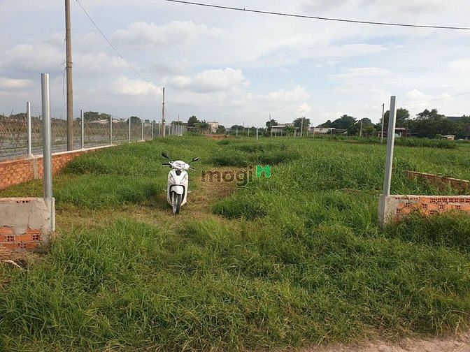 Hình ảnh Bán gấp 1000m2 đất sau lưng chợ Phước Thạnh giá 950tr