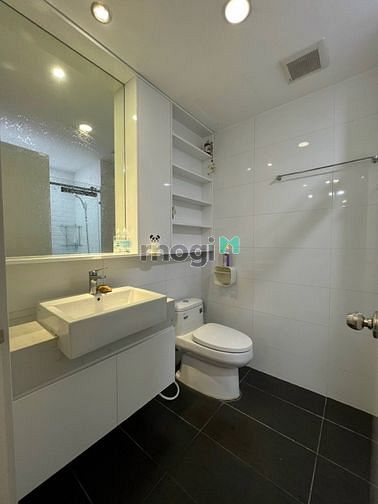 Hình ảnh Cho thuê CHCC Sky Center. Giá 15tr/tháng