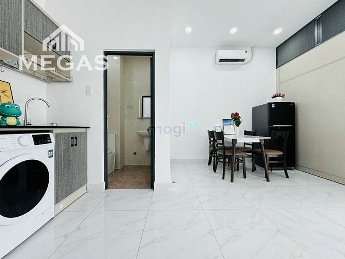 Hình ảnh Chung cư Ban Công Full Nội Thất Máy Giặt Riêng 50m2 Lý Chiêu Hoàng,Q6