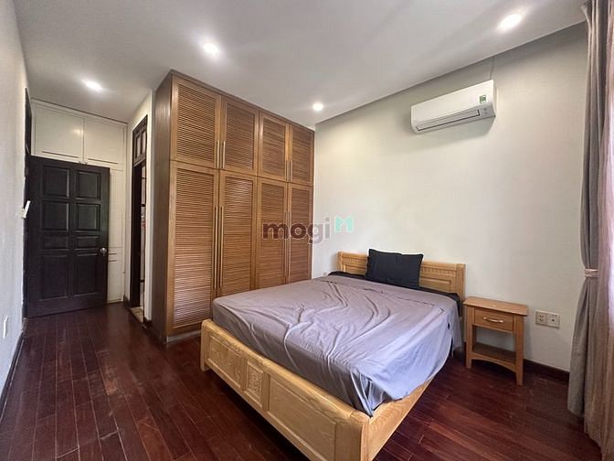 Hình ảnh Cho thuê biệt thự compound Hưng Thái 3PN 1PLV có hồ bơi 3000$