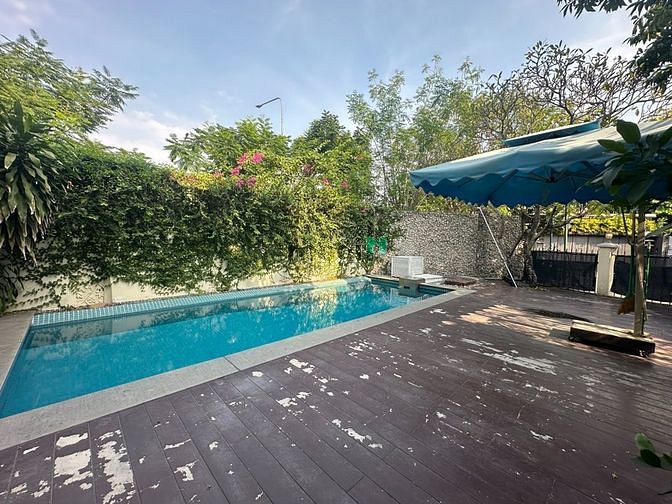 Hình ảnh Cho thuê biệt thự compound Hưng Thái 3PN 1PLV có hồ bơi 3000$